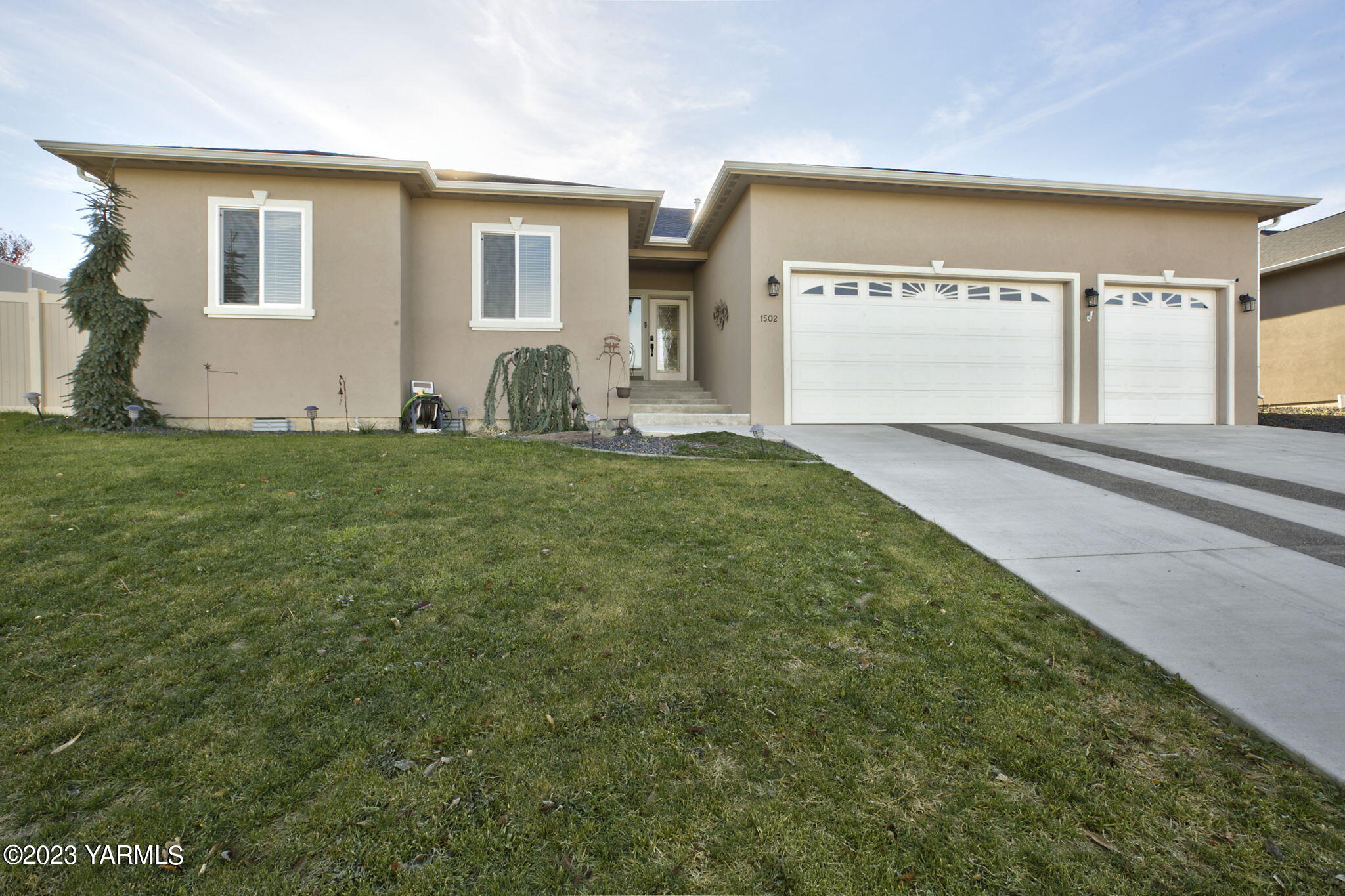 1502 West Naches Ave