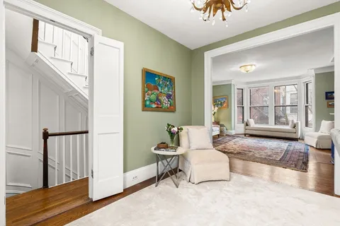 $2,399,000 | 121 Pinckney Street, Boston, MA 02114