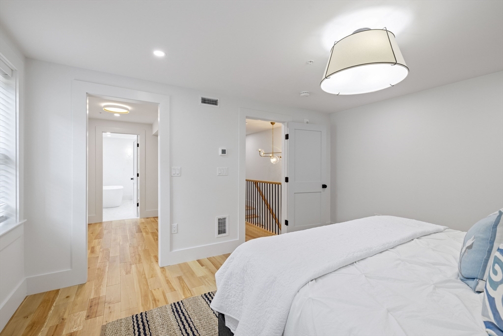 133 Spring Street, Unit 2 Cambridge, MA 02141 - Photo 17 of 40