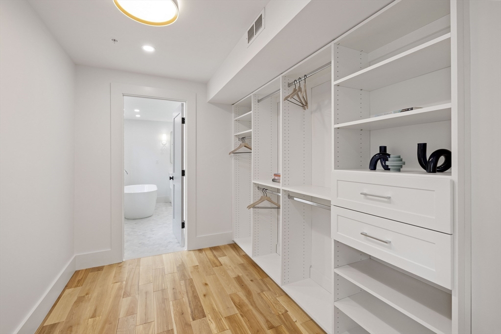 133 Spring Street, Unit 2 Cambridge, MA 02141 - Photo 18 of 40