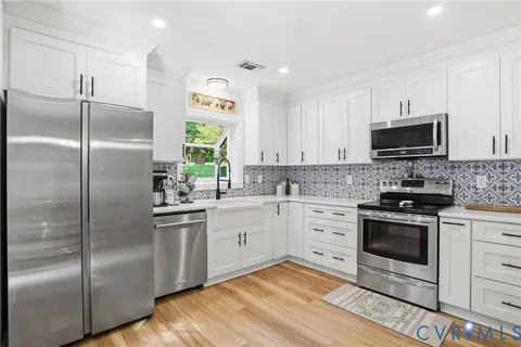 $389,950 | 13607 Velvet Antler Place, Midlothian, VA 23112