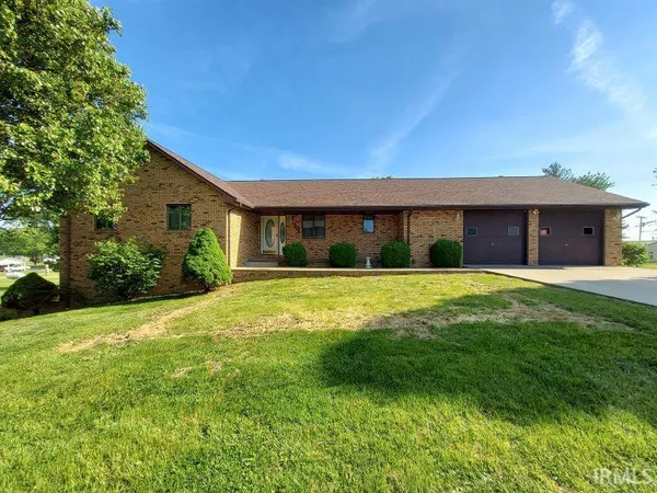$349,900 | 5352 East Sycamore Street, Dubois, IN 47527