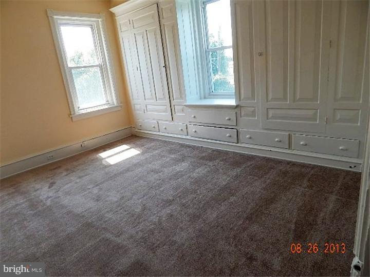 14 West Park Road Havertown, PA 19083 - Photo 9 of 15 an empty room with windows