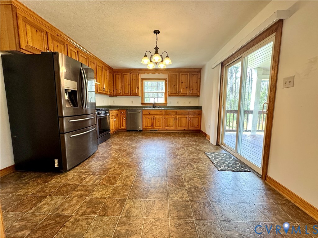 4350 Dorrell Road Aylett, VA 23009 - Photo 12 of 26 Gallery Image 12