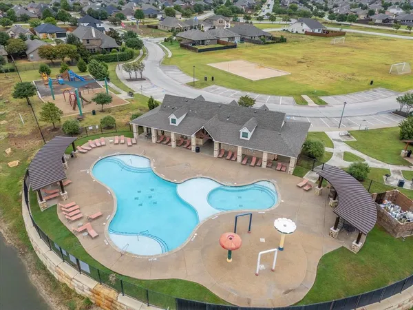 $1,895 | 1125 Silver Maple Lane, Royse City, TX 75189