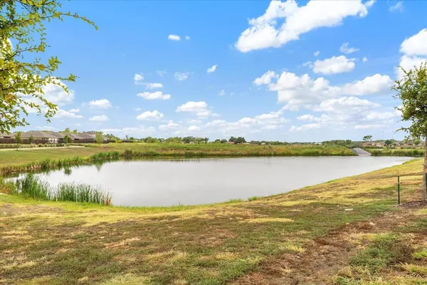 $1,895 | 1125 Silver Maple Lane, Royse City, TX 75189