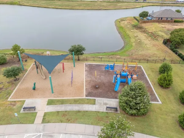 $1,895 | 1125 Silver Maple Lane, Royse City, TX 75189