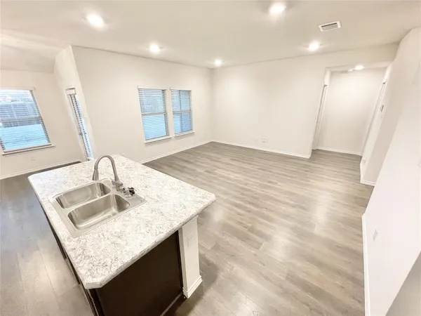 $1,895 | 1125 Silver Maple Lane, Royse City, TX 75189