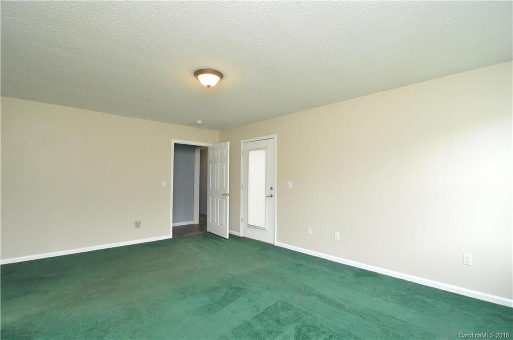 1200 Macedonia Church Road Campobello, SC 29322 - Photo 18 of 26 an empty room with closet