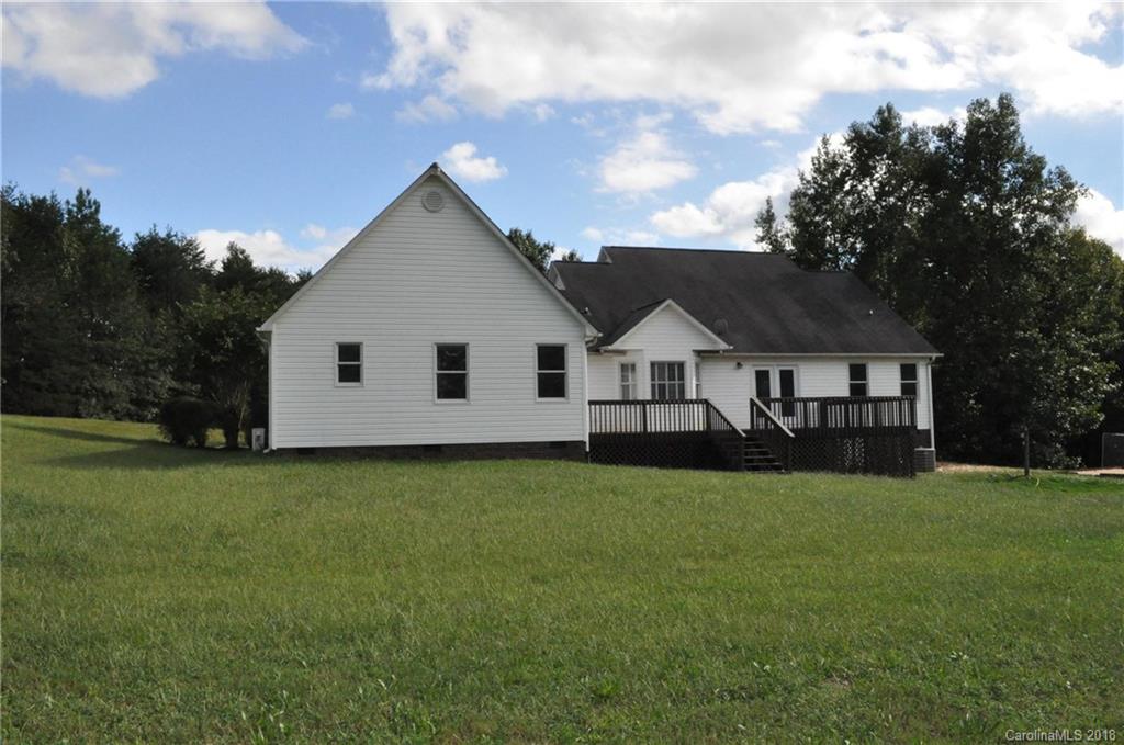 1200 Macedonia Church Road Campobello, SC 29322 - Photo 6 of 26 a front view of a house with yard and green space
