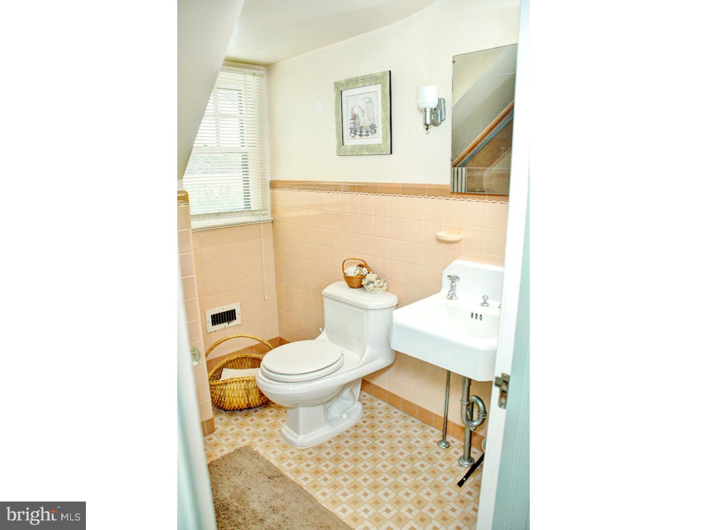 1235 Valley Forge Road Norristown, PA 19403 - Photo 18 of 22 Bathroom