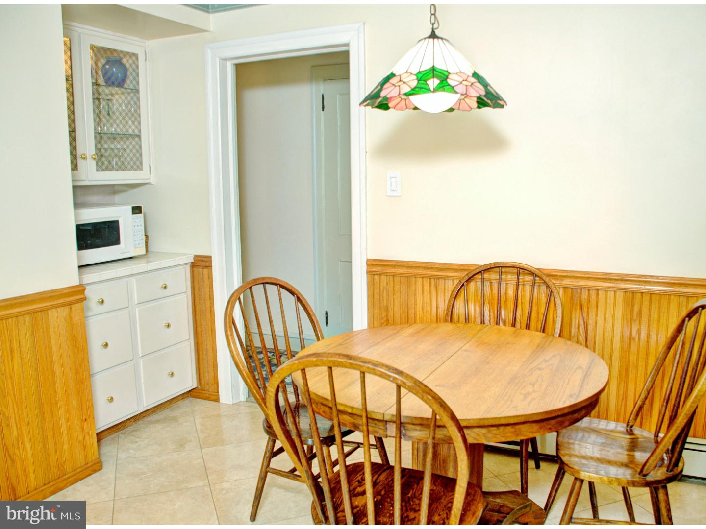 1235 Valley Forge Road Norristown, PA 19403 - Photo 8 of 22 Kitchen