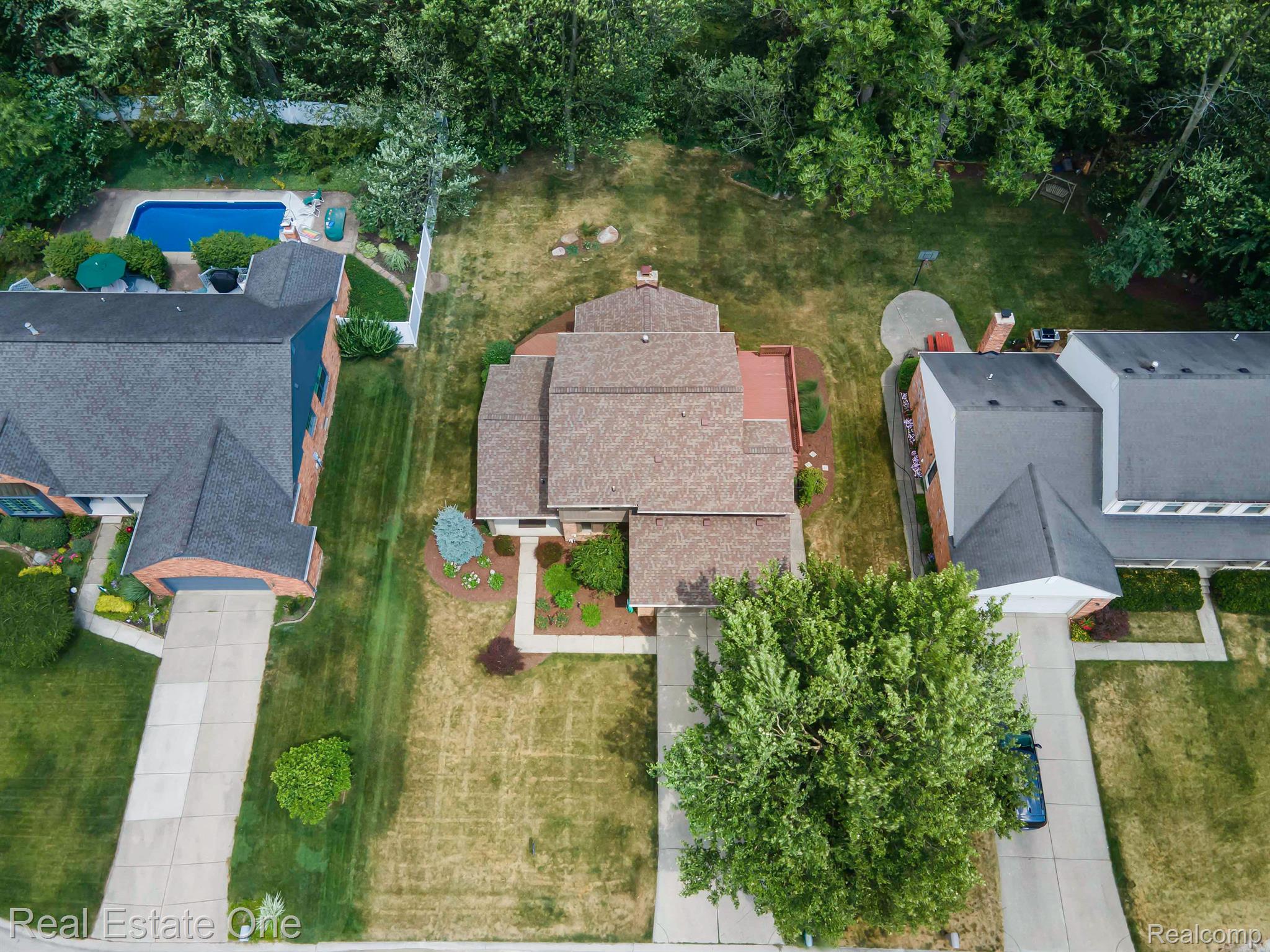 1324 Greenleaf Drive Rochester, MI 48309 - Photo 11 of 39 Gallery Image 11