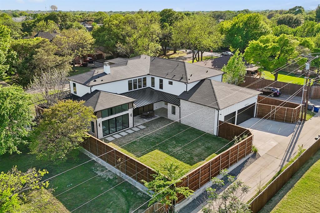 6215 Lafayette Way Dallas, TX 75230 - Photo 34 of 36 an aerial view of a house