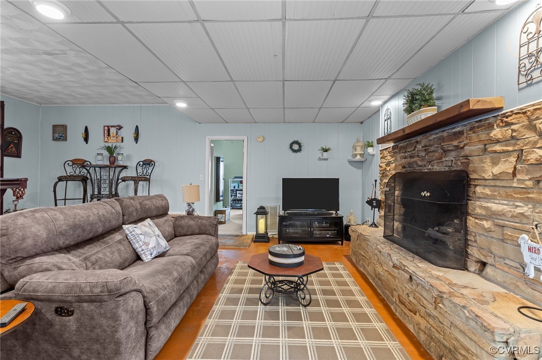 27304 Flank Road Petersburg, VA 23805 - Photo 17 of 44 Gallery Image 17