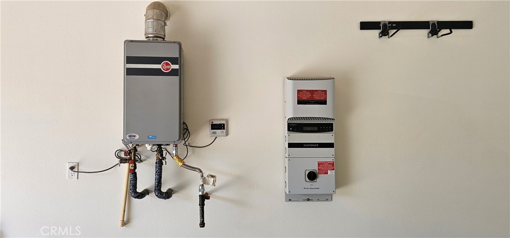 8652 Cava Drive Rancho Cucamonga, CA 91730 - Photo 41 of 44 a bathroom with a shower and a sink