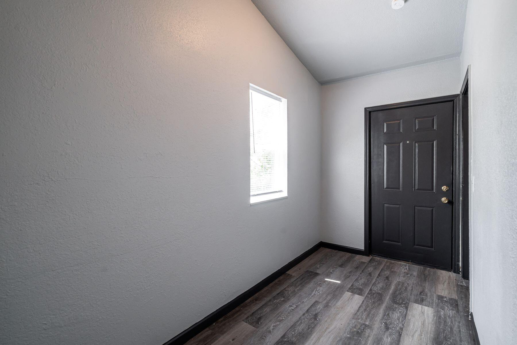 547 North 25th Street Milwaukee, WI 53233 - Photo 23 of 27 Back Entry - Perfect Mudroom