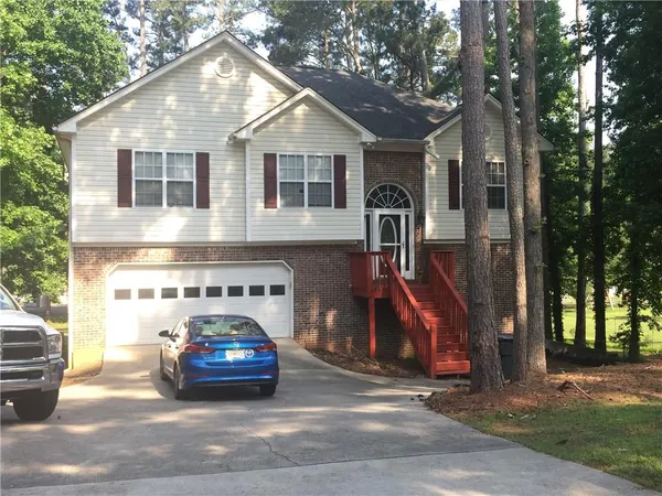 $2,300 | 5516 Pinedale Circle, Sugar Hill, GA 30518