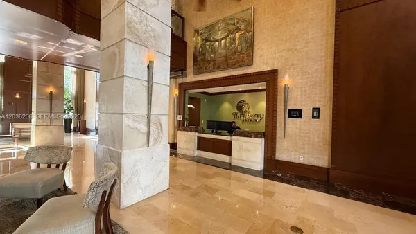 $3,100 | 19501 West Country Club Drive, Unit 1212, Aventura, FL 33180