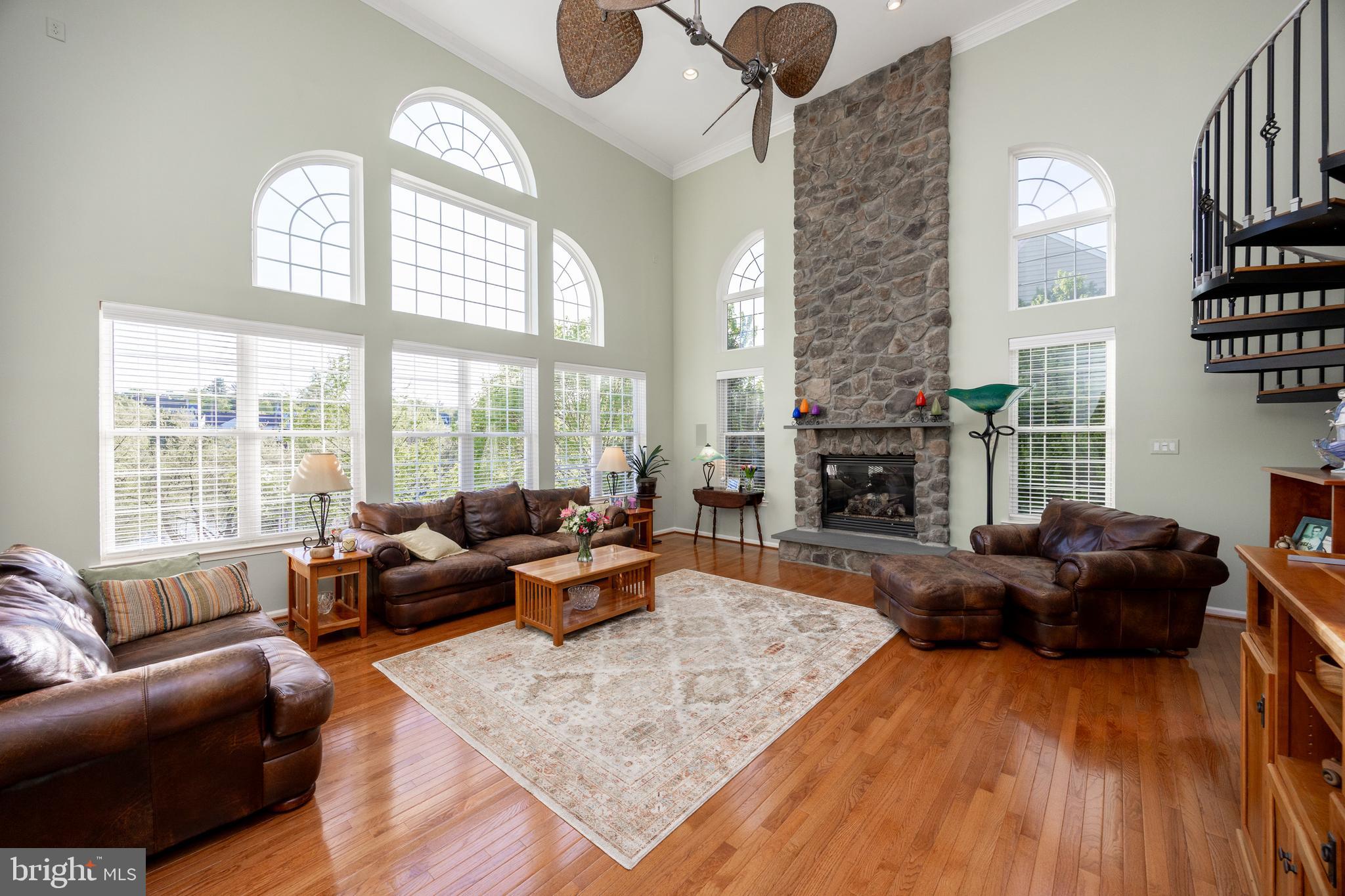 912 Nottingham Road Pottstown, PA 19465 - Photo 29 of 92 Huge 2-story family room w/full wall of windows