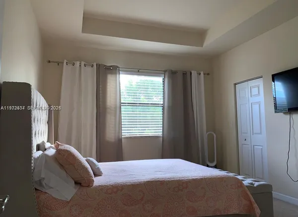 $3,400 | 3392 West 90th Terrace, Hialeah, FL 33018