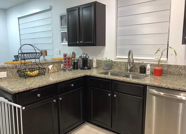 $3,400 | 3392 West 90th Terrace, Hialeah, FL 33018