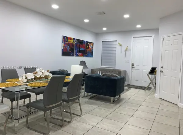 $3,400 | 3392 West 90th Terrace, Hialeah, FL 33018