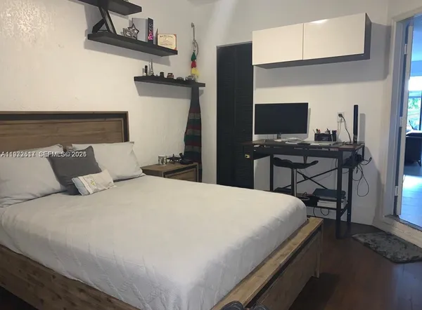 $3,400 | 3392 West 90th Terrace, Hialeah, FL 33018