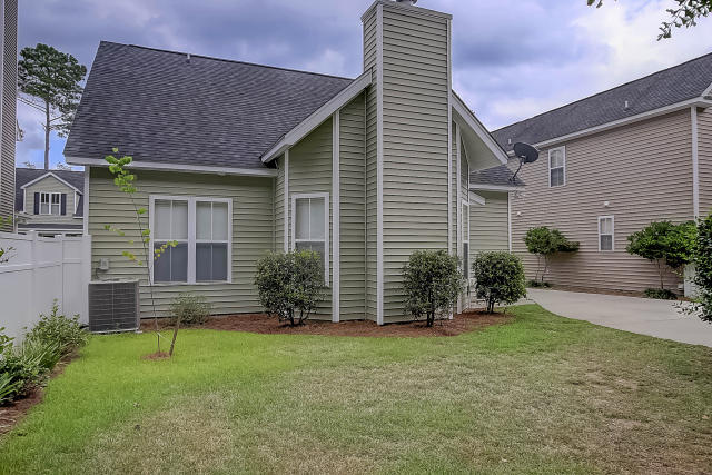 1691 Bee Balm Road Johns Island, SC 29455 - Photo 30 of 32 Backyard