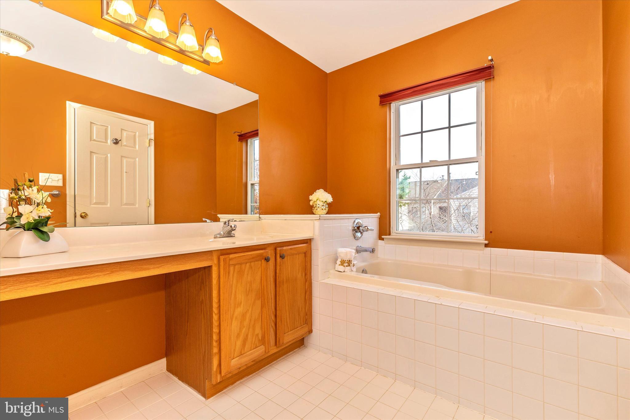 1520 Rambling Way North Frederick, MD 21701 - Photo 31 of 48 Master Bath