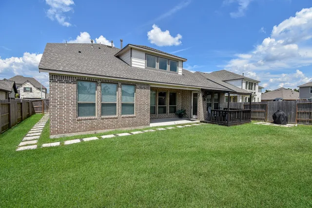 $473,900 | 23620 Olive Crk Lane, New Caney, TX 77357