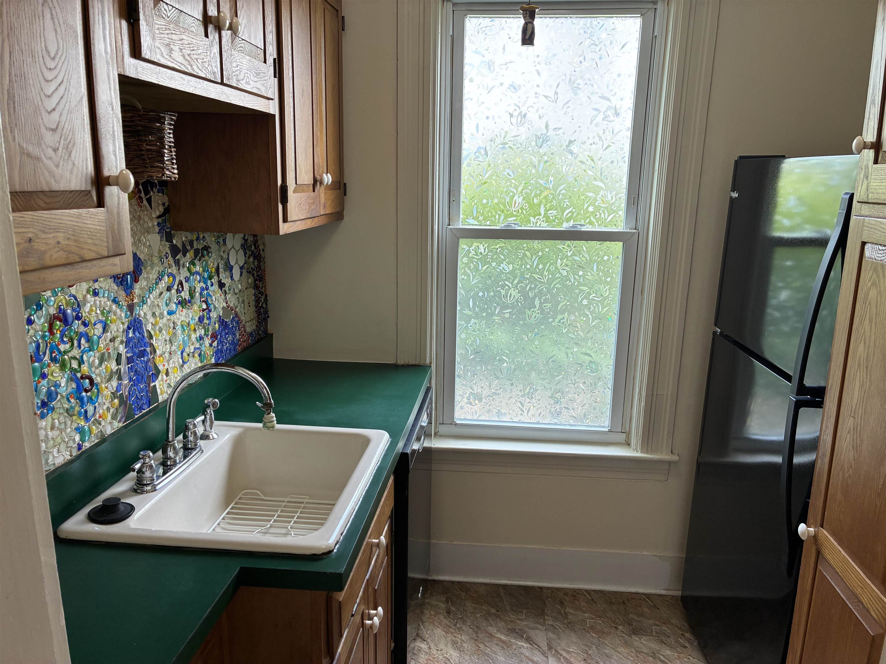 414 Walnut Street Manchester, NH 03104 - Photo 8 of 35