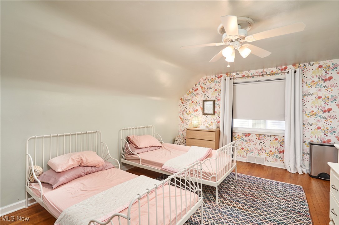 276 Sundale Road Akron, OH 44313 - Photo 16 of 25 2nd floor