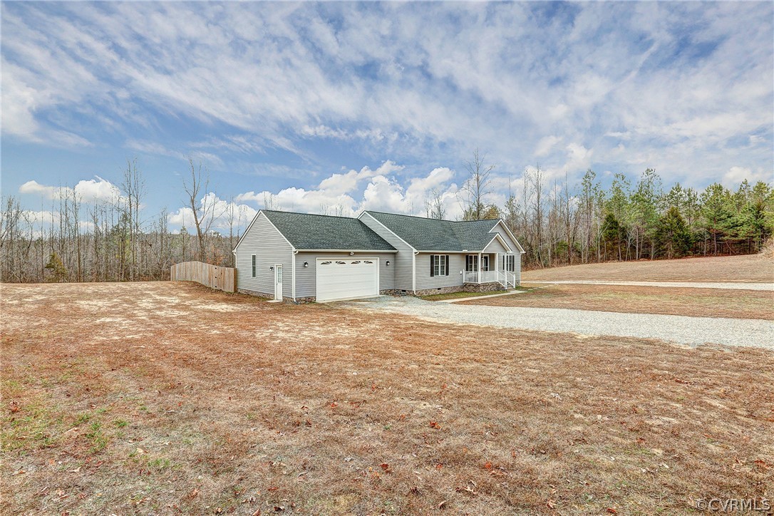 4522 Smokey Road Aylett, VA 23009 - Photo 4 of 29 Gallery Image 4