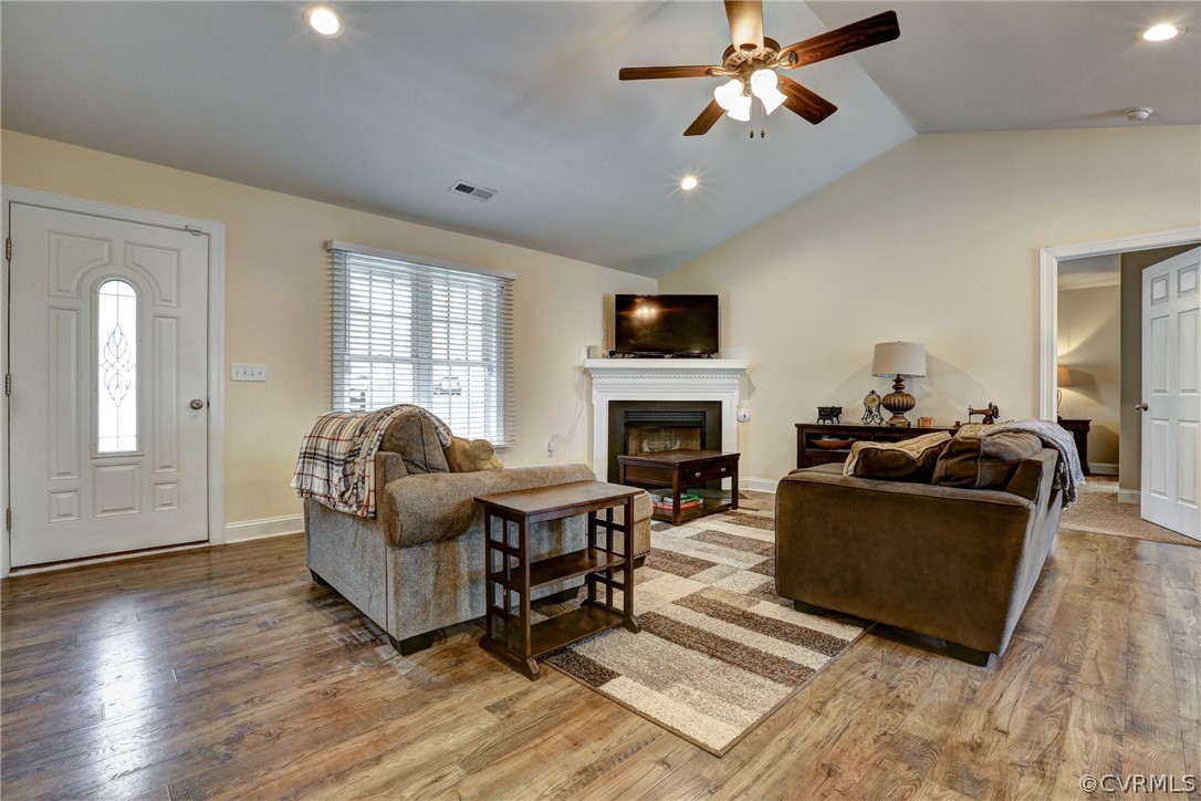 4522 Smokey Road Aylett, VA 23009 - Photo 9 of 29 Gallery Image 9