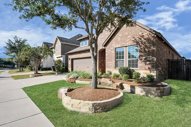 $465,000 | 2211 Tonkawa Trail, Katy, TX 77493