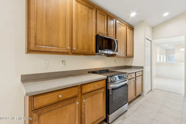 $274,900 | 8585 Little Swift Circle, Jacksonville, FL 32256