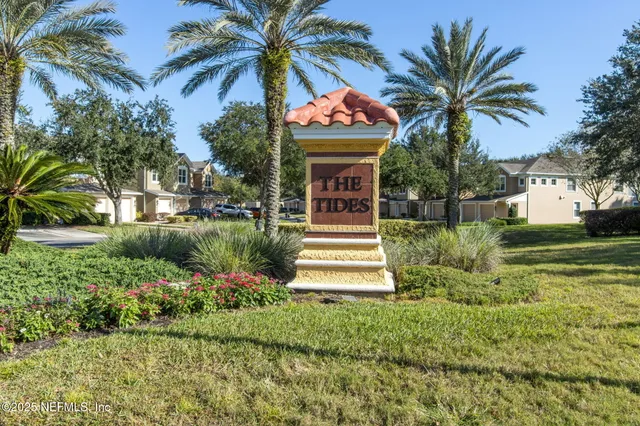 $274,900 | 8585 Little Swift Circle, Jacksonville, FL 32256