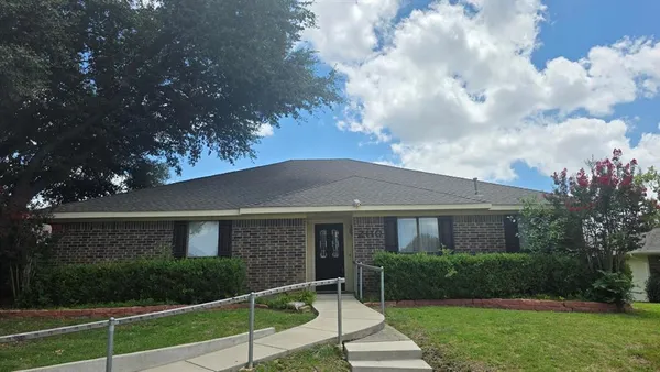 $390,000 | 2110 Teton, Carrollton, TX 75006
