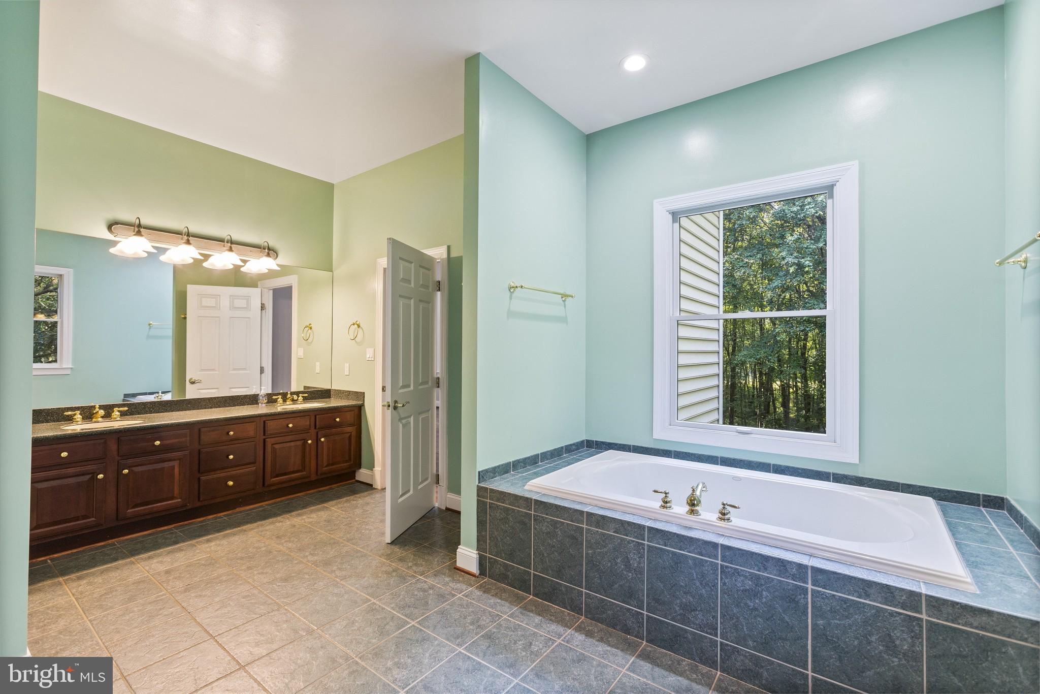 5229 Griffith Road Gaithersburg, MD 20882 - Photo 23 of 65