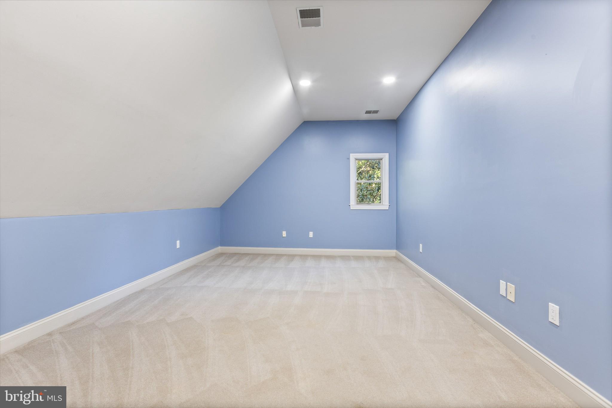 5229 Griffith Road Gaithersburg, MD 20882 - Photo 35 of 65