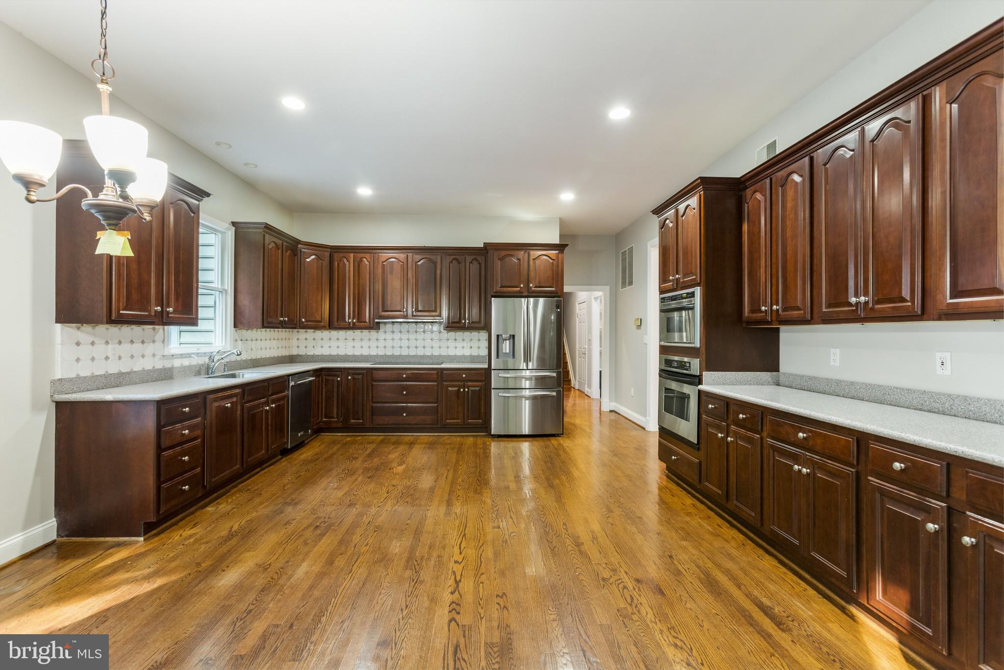 5229 Griffith Road Gaithersburg, MD 20882 - Photo 10 of 65