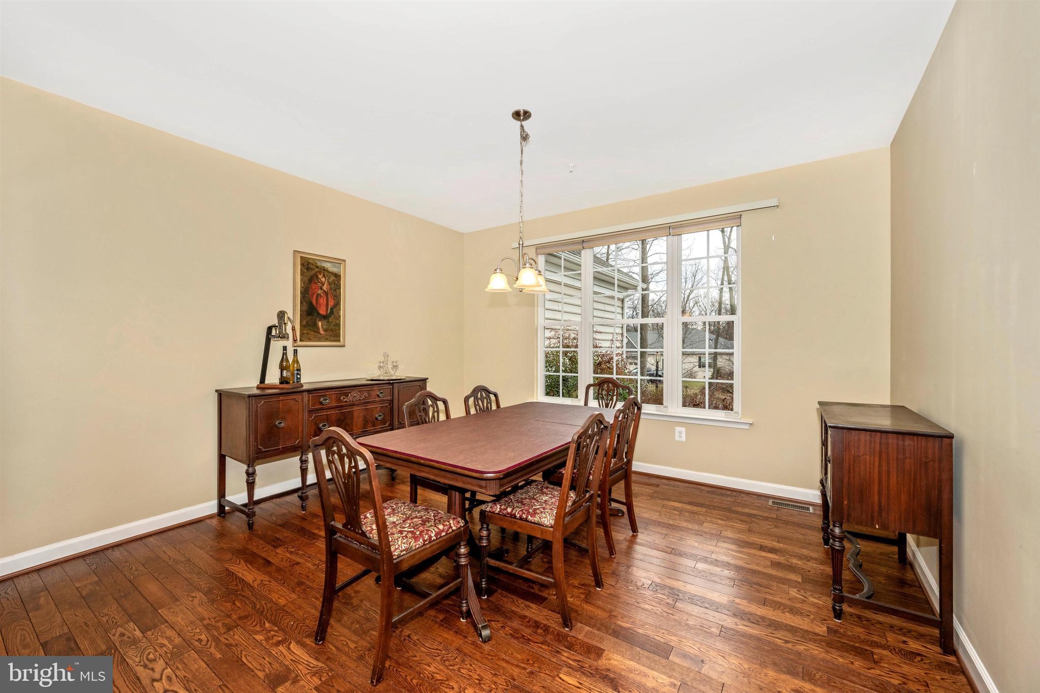 5813 Elmer Derr Road Frederick, MD 21703 - Photo 9 of 38 Dining room