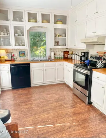 $289,000 | 321 West Chippewa Street, Brookhaven, MS 39601