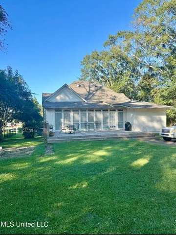 $289,000 | 321 West Chippewa Street, Brookhaven, MS 39601