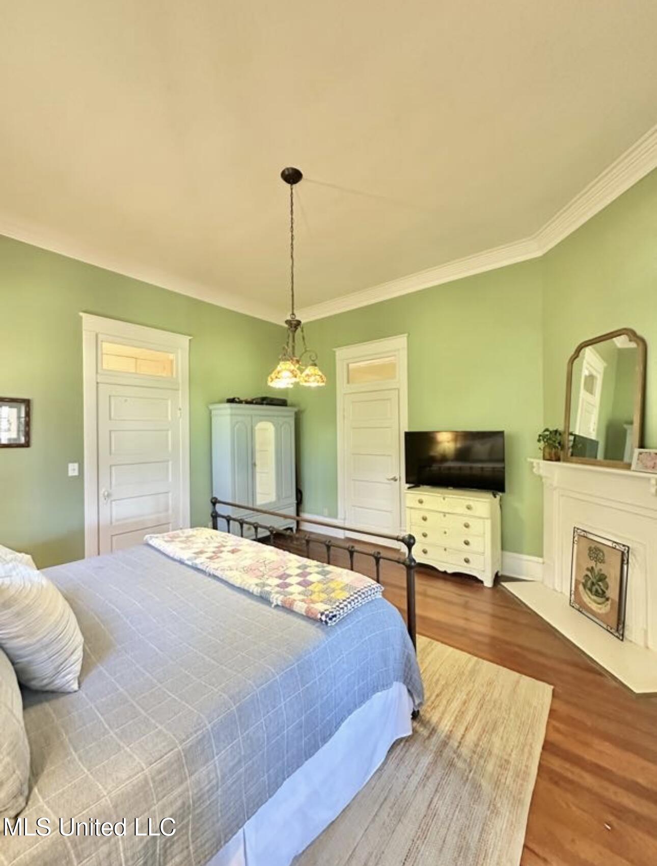 321 West Chippewa Street Brookhaven, MS 39601 - Photo 6 of 37 IMG_6872