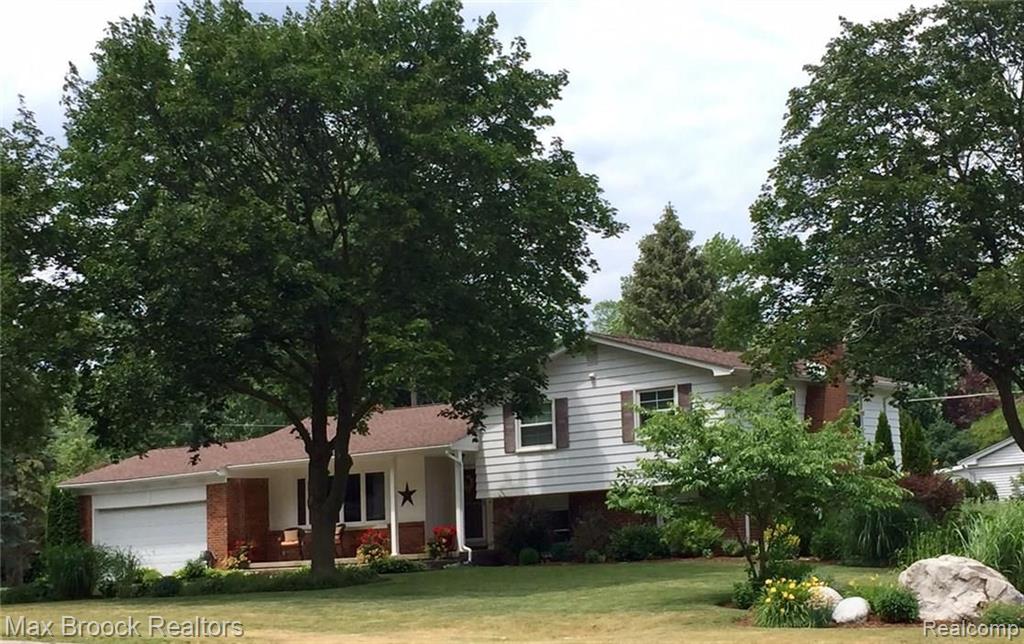 33118 Hearthstone Road Farmington Hills, MI 48334 - Photo 31 of 37