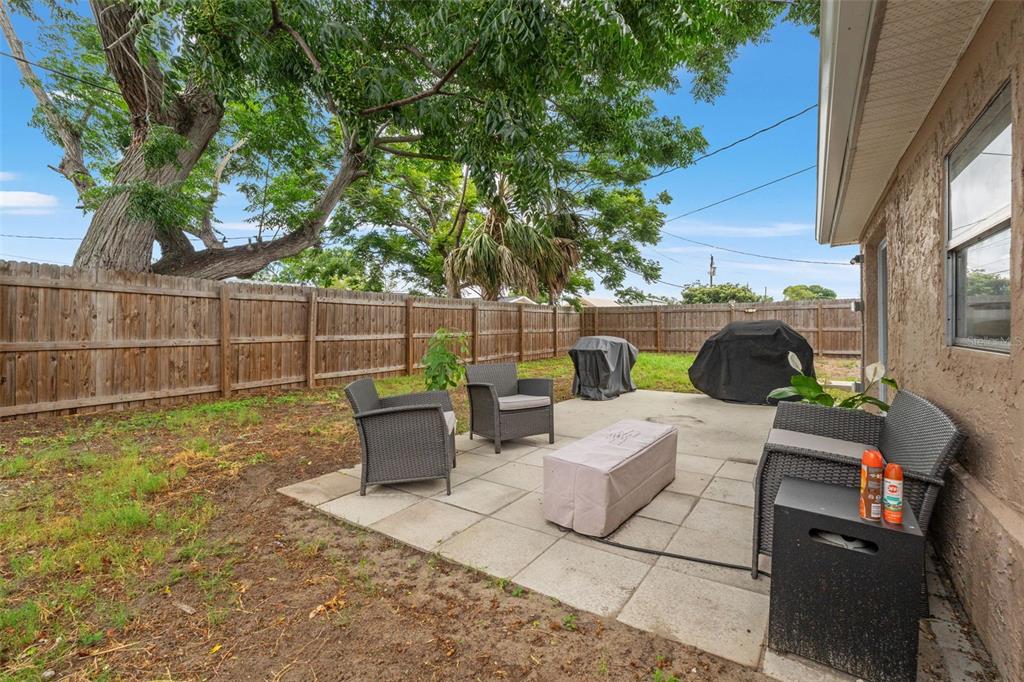 4821 Manor Drive New Port Richey, FL 34652 - Photo 4 of 29