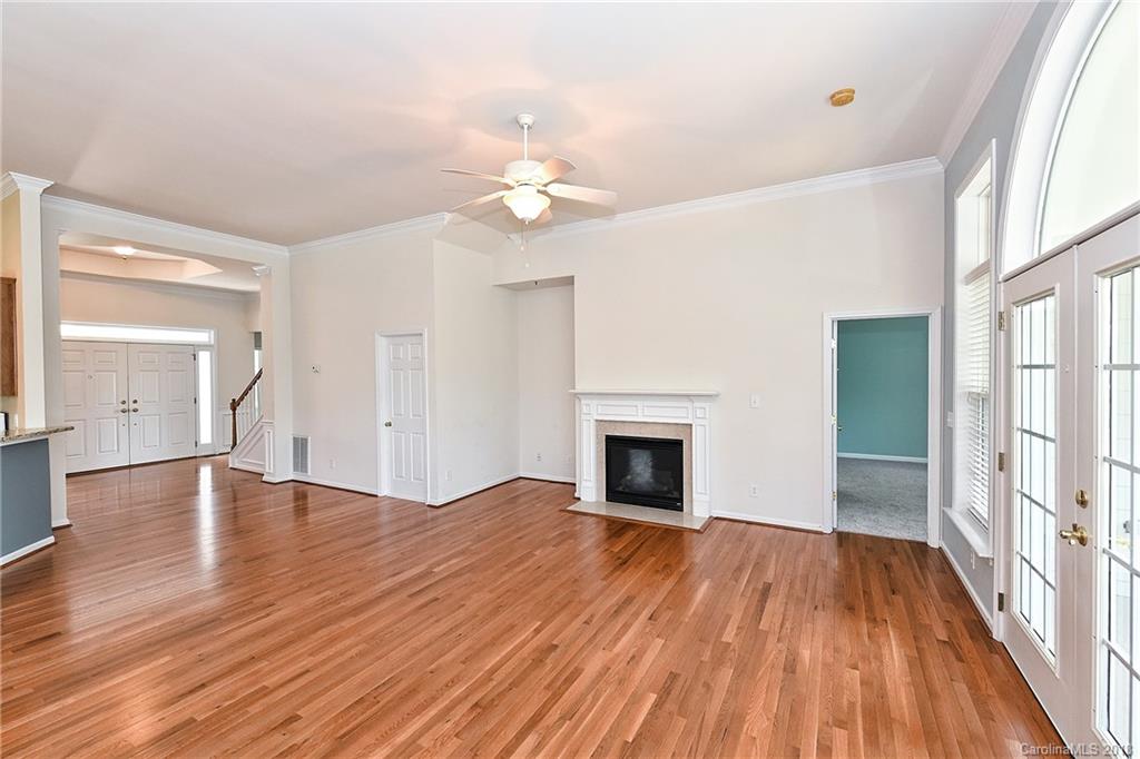 753 Fairway Point Drive Tega Cay, SC 29708 - Photo 4 of 35 Gallery Image 4