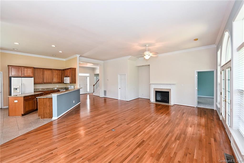 753 Fairway Point Drive Tega Cay, SC 29708 - Photo 7 of 35 Gallery Image 7